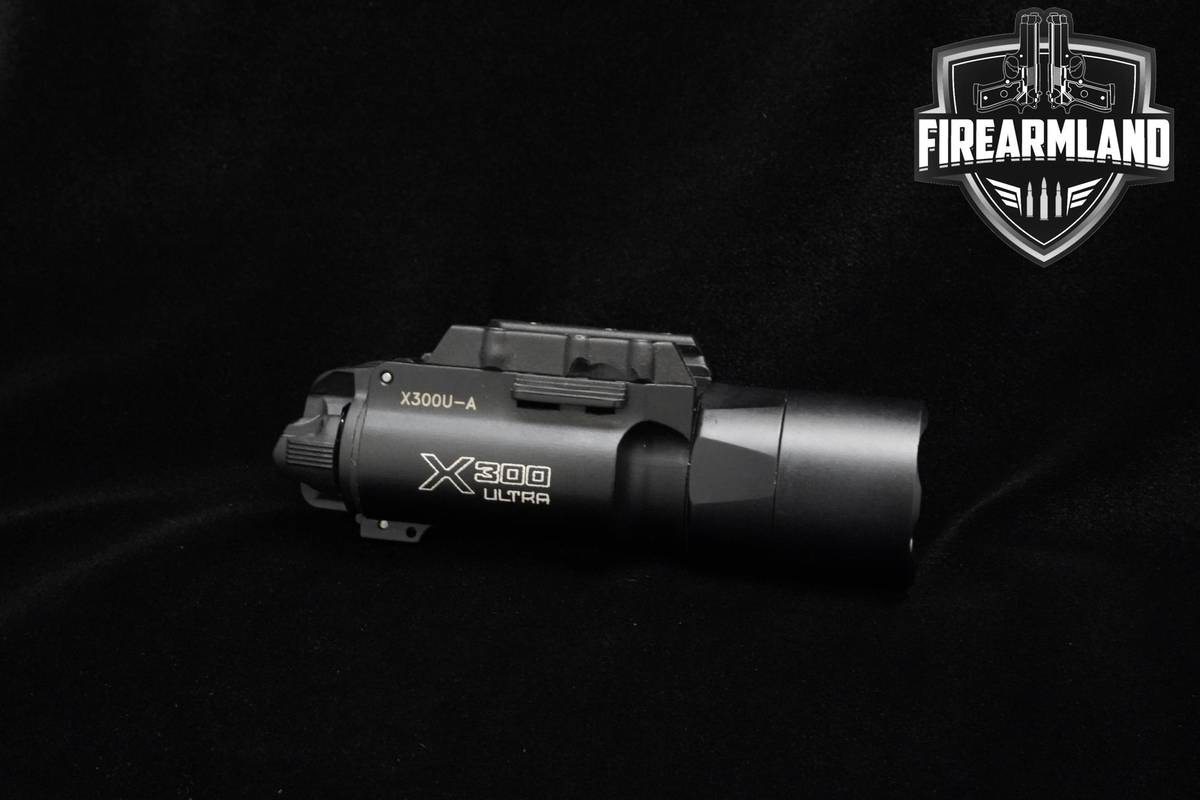 SureFire X300U-A SureFire X300 Ultra-High-Output LED Handgun WeaponLight