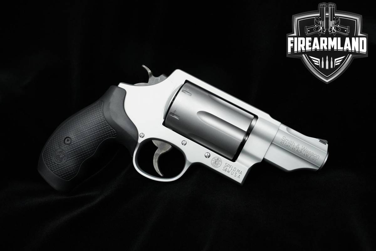 Smith & Wesson (S&W) Governor Silver 45 LC/410 2.75" Governor S&W DA/SA