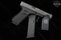 Glock 19 Gen4 9mm Luger Melonite in Excellent Condition Image 2