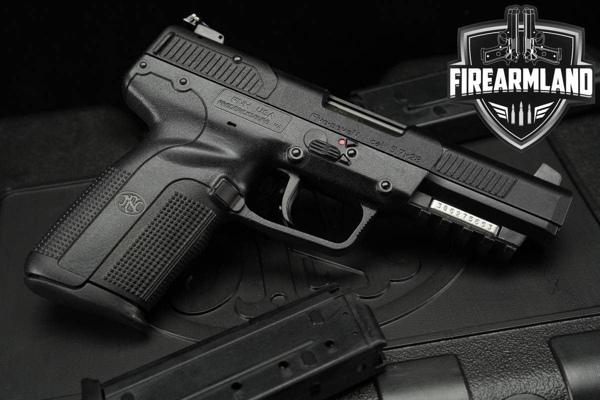 FN Five-seveN Mk2 LE 5.7x28 4.8" 57 5 7 +3 MAGS & ORIG CASE