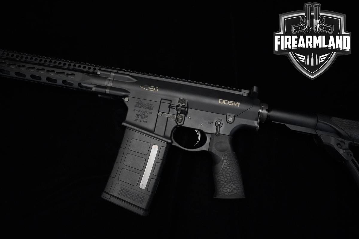 Daniel Defense DD5V1 7.62 NATO AR-10 AR10 AR DD5 DD5-V1 +3 MAGS & ORIG CASE