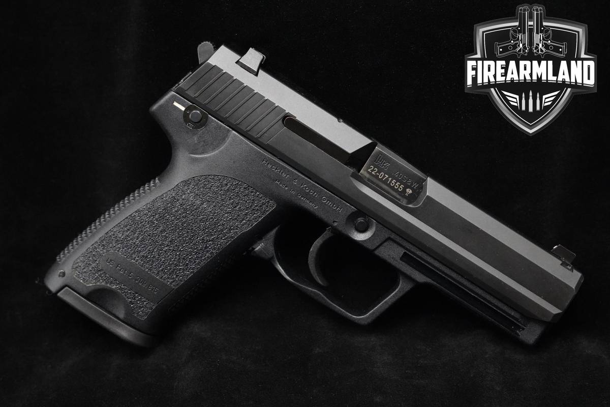 2000 Heckler & Koch (H&K-HK) USP V1 40 S&W 4.2" H&K-HK USP +5 MAGS