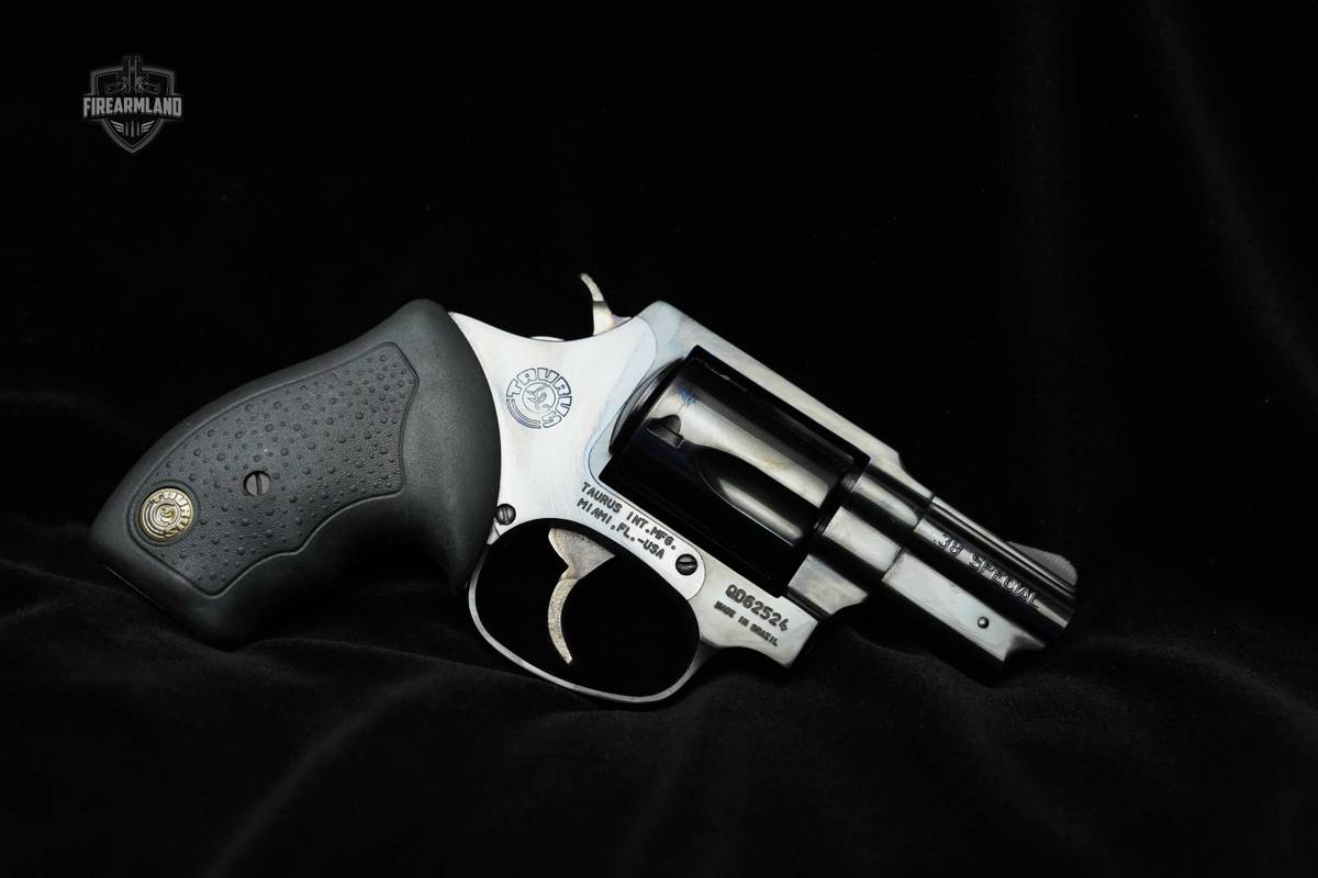 Taurus 85 38SPL +P Taurus 38 SPL +P 85 Ultra LIte Compact Revolver CCW EDC 