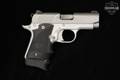 Kimber Micro 9 Stainless 9mm Luger Stainless in Very Good Condition Image 4