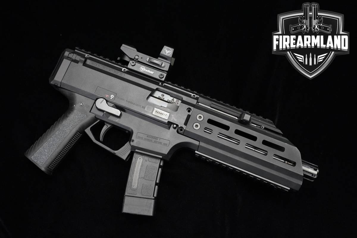 CZ Scorpion EVO 3 S1 9mm 8" CZ +4 MAGS & OPTIC