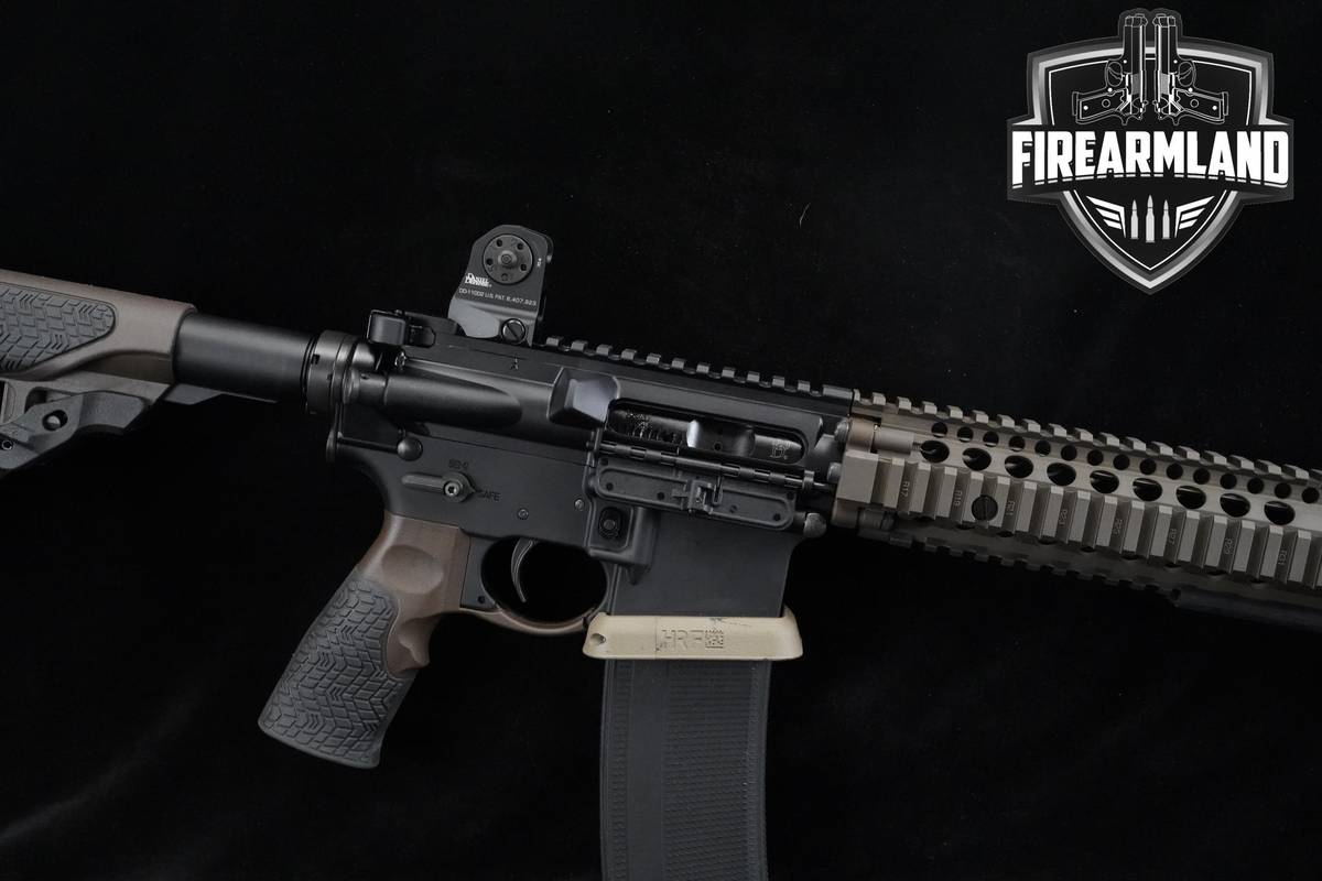 Daniel Defense DDM4 M4A1 FSP 5.56 NATO AR-15 AR15 16.5 +3 MAGS & OG CASE