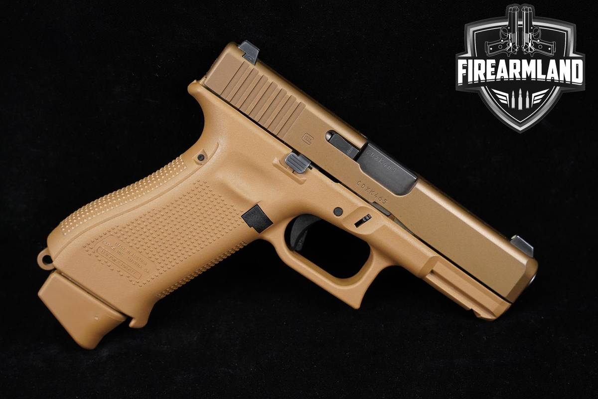 Glock 19X Gen5 9mm 4.02" Coyote G19 X Gen-5 +3 MAGS, ORIG CASE & HOLSTER