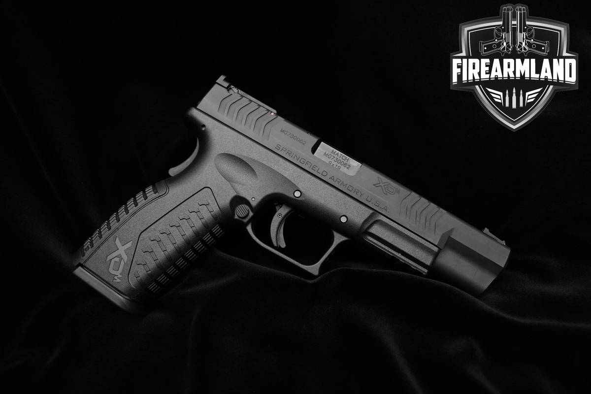 ORIG CASE Springfield Armory XDM-9 9mm Springfield 9 XDM-9 4MAGS & HOLSTER