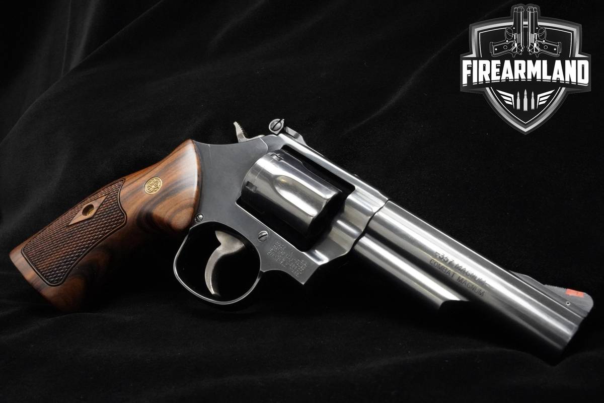 Smith & Wesson (S&W) Model 19-9 Combat Magnum 357 Magnum 4" Blued S&W 19-9