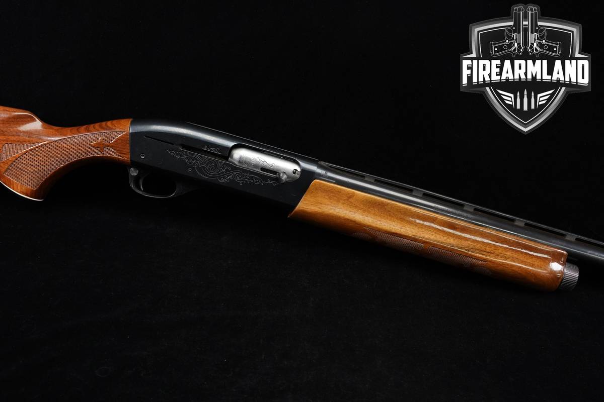 Early 1970s Remington Model 1100 Field Grade 12-Gauge 28 2 3/4 In