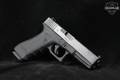 Glock G22 .40 S&W Black in Excellent Condition Image 2