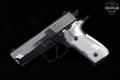 Sig Sauer P229 Custom Shop Platinum Elite 9mm Luger Two-Tone Stainless & Black in Very Good Condition Image 4
