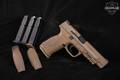 Smith & Wesson (S&W) M&P 9 M2.0 Full Size 5-Inch No Thumb Safety 9mm Luger Flat Dark Earth in Very Good Condition Image 2