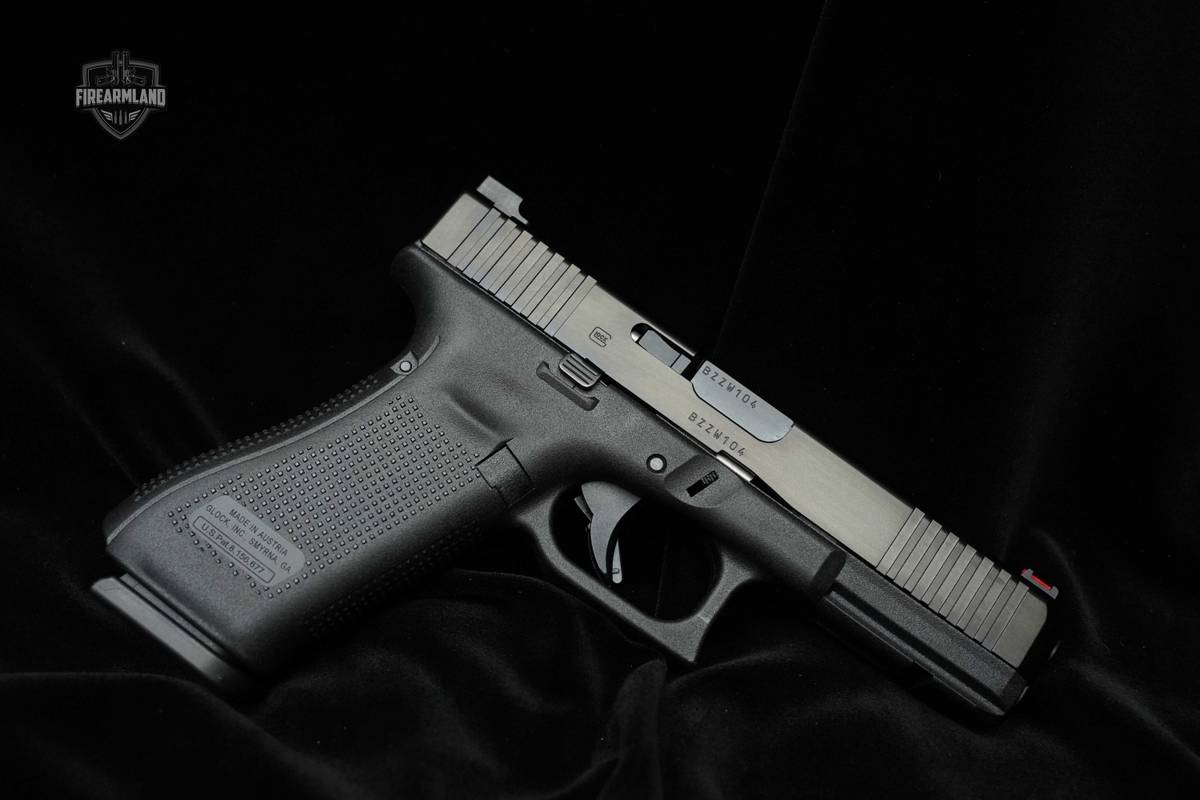 GLOCK 17 Gen5 9mm Glock Gen 5 17 G17 9mm G17 CC Concealed Carry Pistol 9 mm