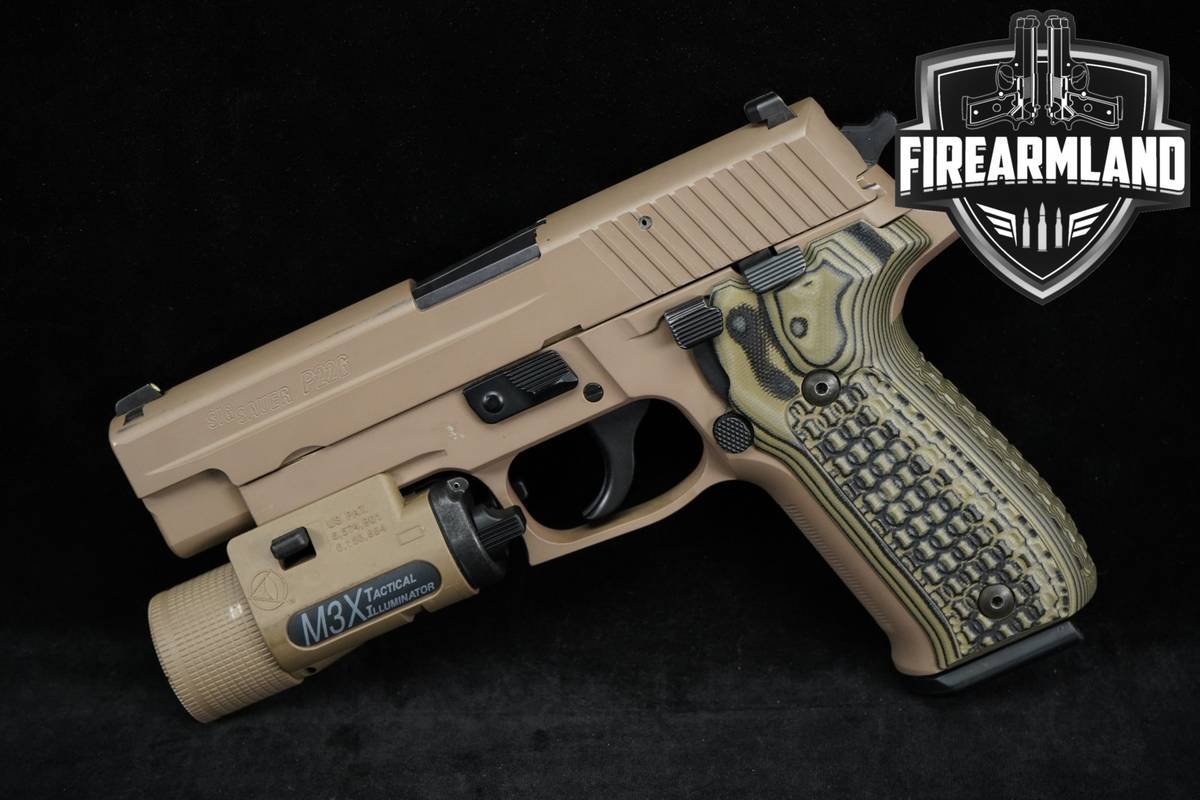 Sig Sauer P226 9mm 4.4" FDE P-226 DA/SA +WEAPON LIGHT
