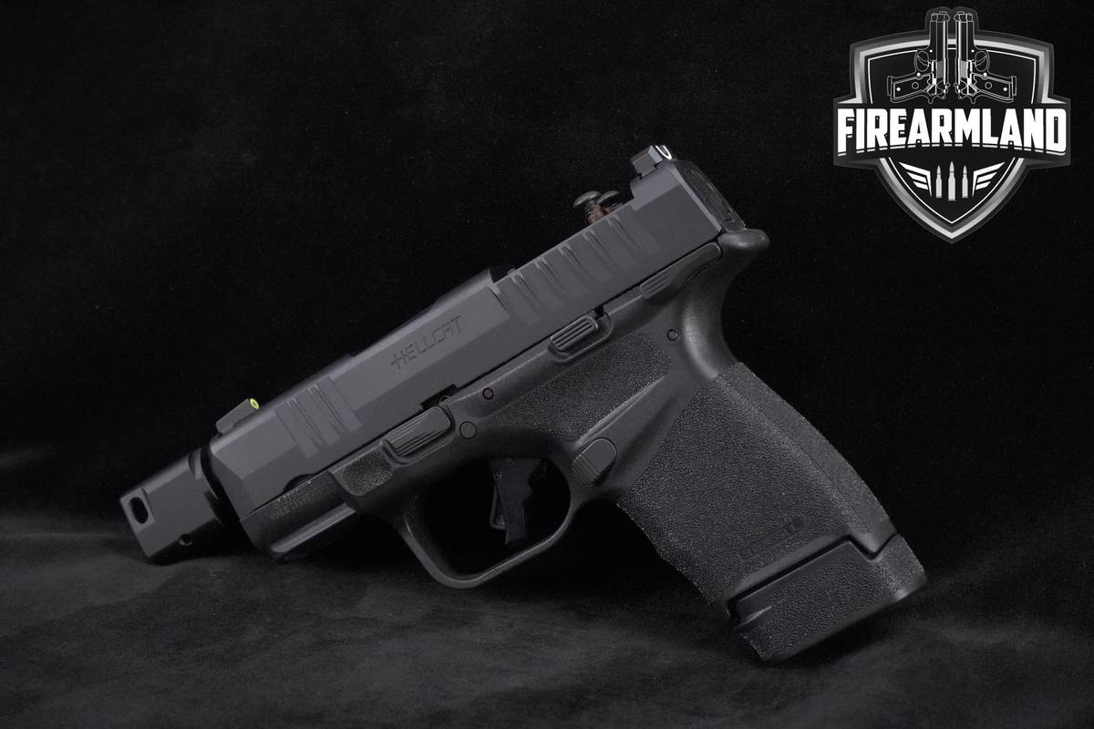Springfield Armory Hellcat 9mm 3.8" Springfield Hellcat +2 MAGS & ORIG BOX