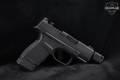 Springfield Armory Hellcat 9mm Luger Black in Excellent Condition Image 3