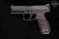 Heckler & Koch (H&K, HK) VP9 V1 9mm Luger Black in Excellent Condition Image 3