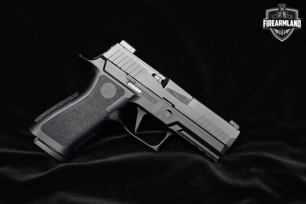 ORIG CASE Sig Sauer P320 XCarry 9mm Sig-Sauer Striker Pistol P320 17+1 SIG