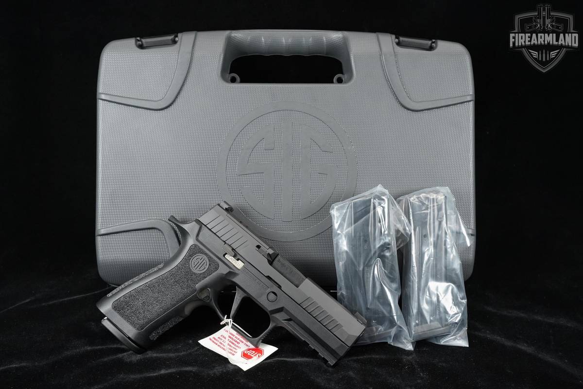 LNIB Sig Sauer P320 XCarry Pro 9mm 3.9" P-320 X-Carry +3 MAGS & ORIG CASE