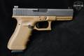 Glock 17 Gen3 Dark Earth Two-Tone 9mm Luger Two-Tone in Excellent Condition Image 3