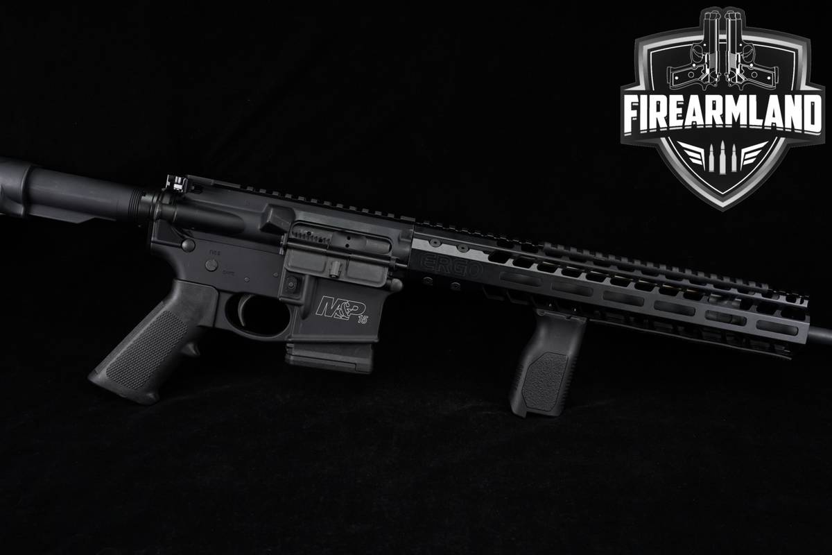 Smith & Wesson S&W M&P-15 Sport II 5.56 NATO AR15 AR 16" M&P15 +3 MAGS