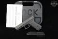 Glock 21 SF Gen3 .45 ACP Black in Excellent Condition Image 2