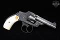 1902-1909 Smith & Wesson (S&W) .32 Safety Hammerless 2nd Model Engraved .32 S&W Blued in Good Condition Image 3