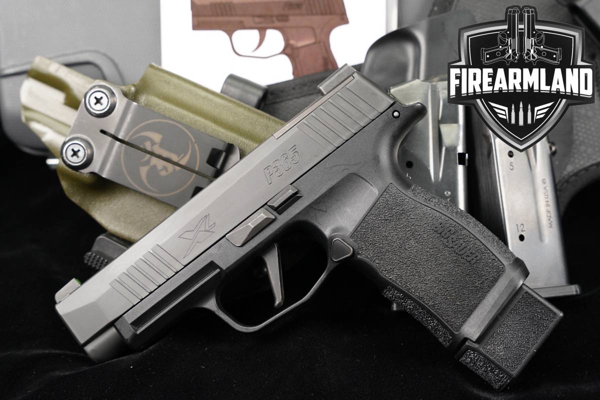 Sig Sauer P365 XL 9mm Optics-Ready P 365 P365XL +3 MAGS, ORIG CASE, HOLSTER