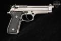 Beretta Mod. 92FS Inox 9mm Luger Stainless in Excellent Condition Image 3