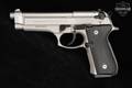 Beretta Mod. 92FS Inox 9mm Luger Stainless in Excellent Condition Image 4