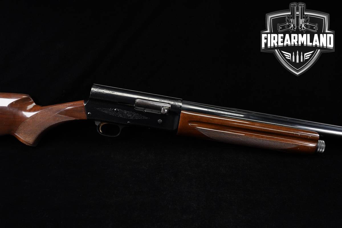 1982 Browning Auto-5 Light Twelve 12-Gauge 28" Blued A5 2 3/4" Shotgun