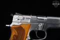 1996 Smith & Wesson (S&W) Model 5906 9mm Luger (9x19 Para) Polished Stainless in Good Condition Image 5