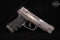 1992 Sturm Ruger P89 DC 9mm Luger Two-Tone Stainless & Grey in Good Condition Image 3