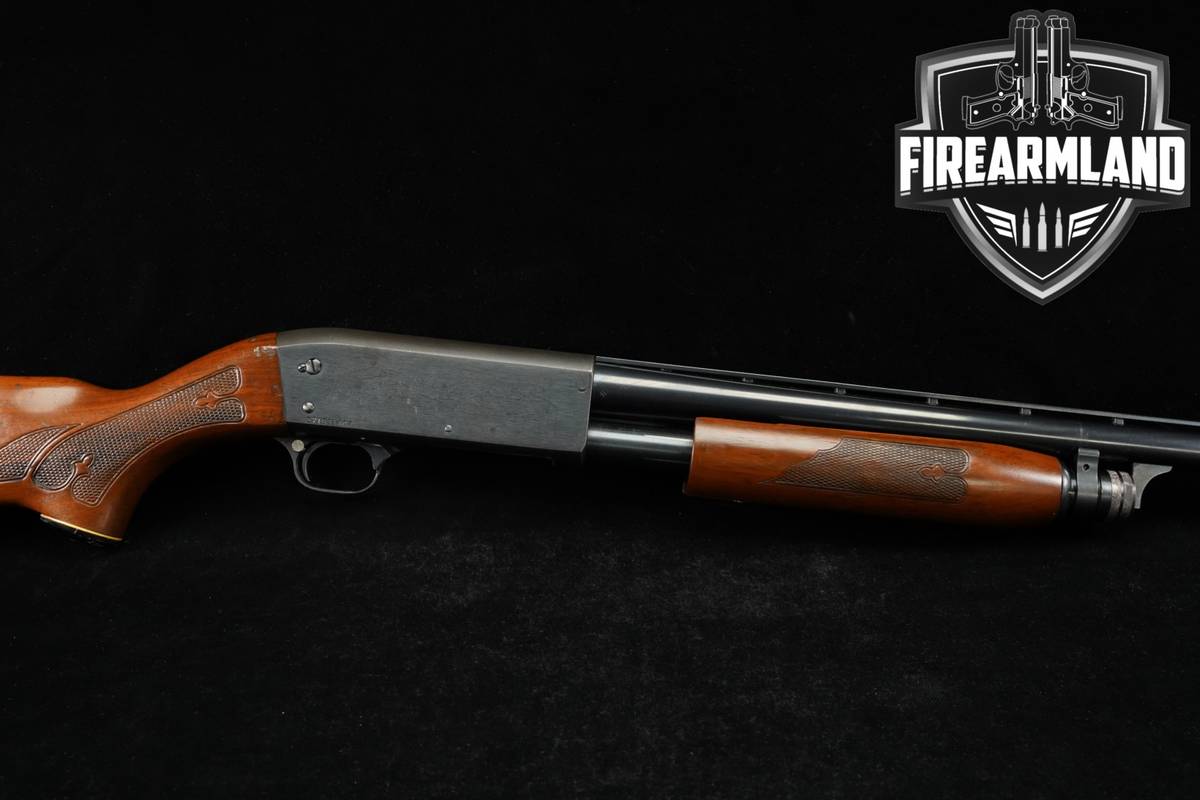 Ithaca Model 37 Featherlight 12-Gauge 30" Blued & Walnut 2 3/4" Shotgun