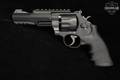 Smith & Wesson (S&W) Model 327 TRR8 Performance Center .357 Mag. Two-Tone Black & Stainless in Good Condition Image 3