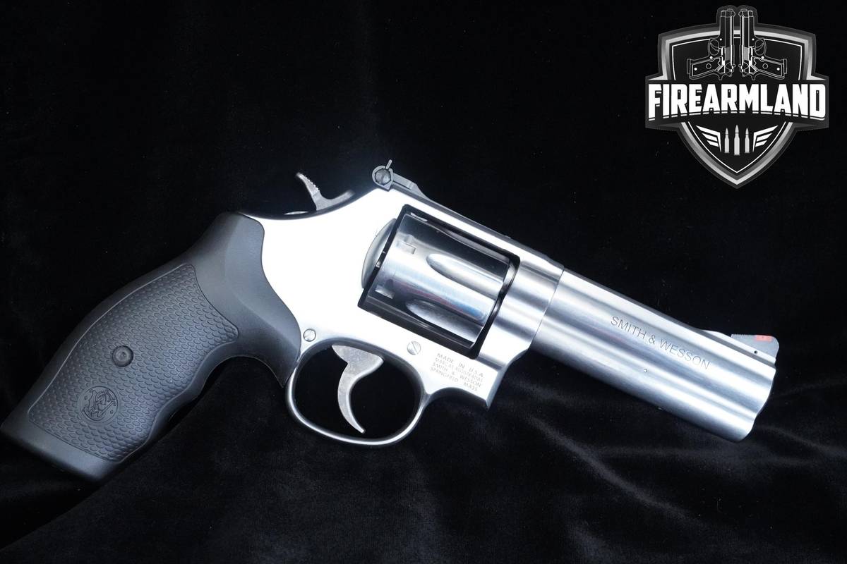 Smith & Wesson (S&W) Model 686-6 Plus 357 Magnum 4" S&W 686-6 +ORIG CASE