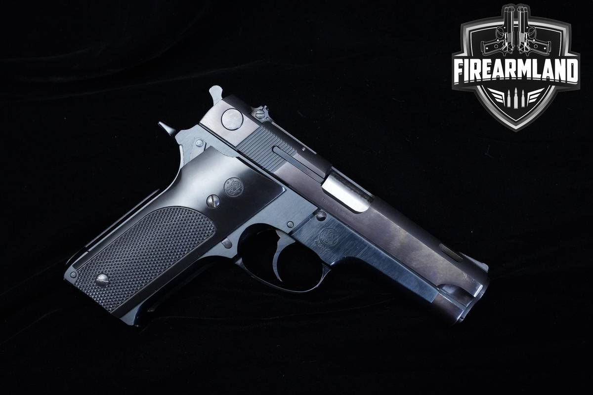 CUSTOM 1978 Smith & Wesson (S&W) Model 59 9mm 4" Blued S&W 59 +2 MAGS