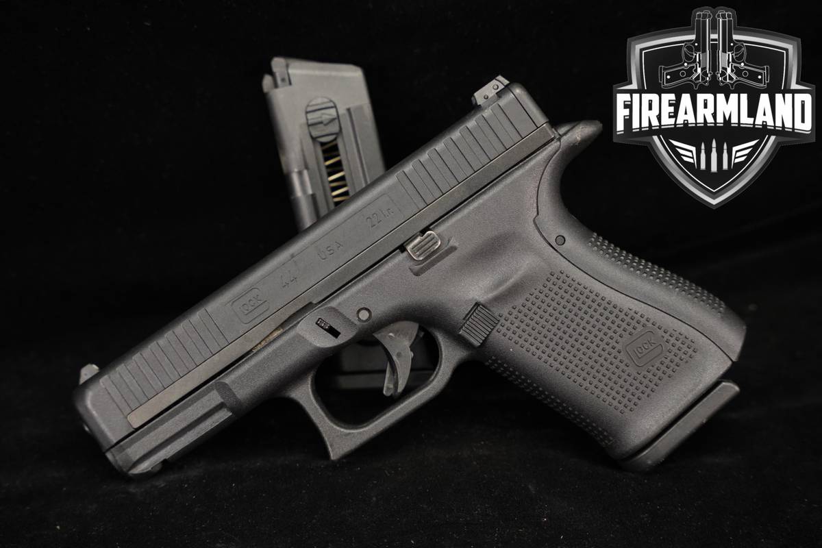 Glock 44 G44 22LR 4.02 +2 MAGS