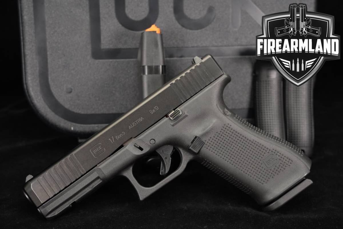 Glock 17 Gen5 G17 Gen 5 9mm 4.49 +2 MAGS & ORIG CASE