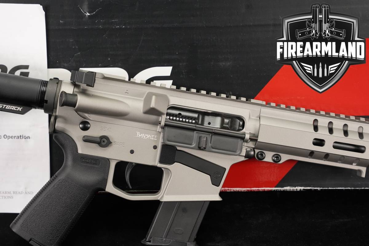 LIKE-NEW CMMG MK57 Banshee 5.7x28 AR-15 AR15 Grey Radial Delayed Blowback