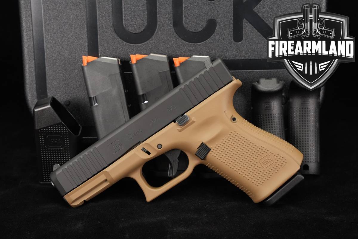 Glock 19 Gen5 G19 Gen 5 Front Serrations 9mm +4 MAGS & ORIG CASE