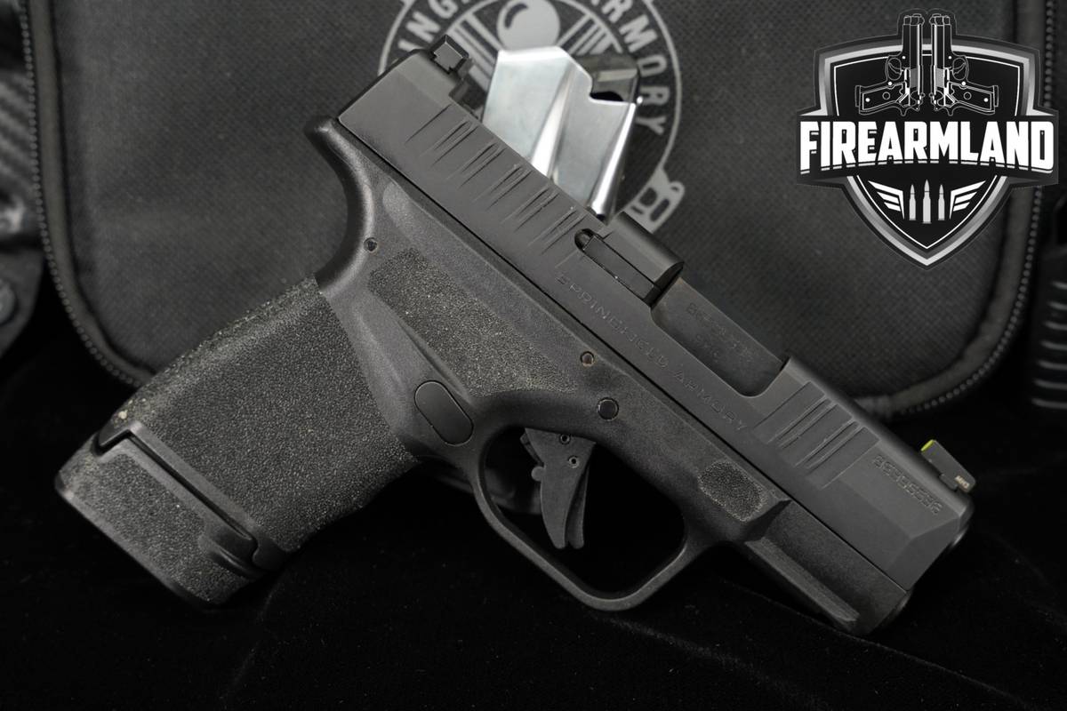 Springfield Armory Hellcat OSP 9mm 3" +2 MAGS, ORIG CASE & HOLSTER