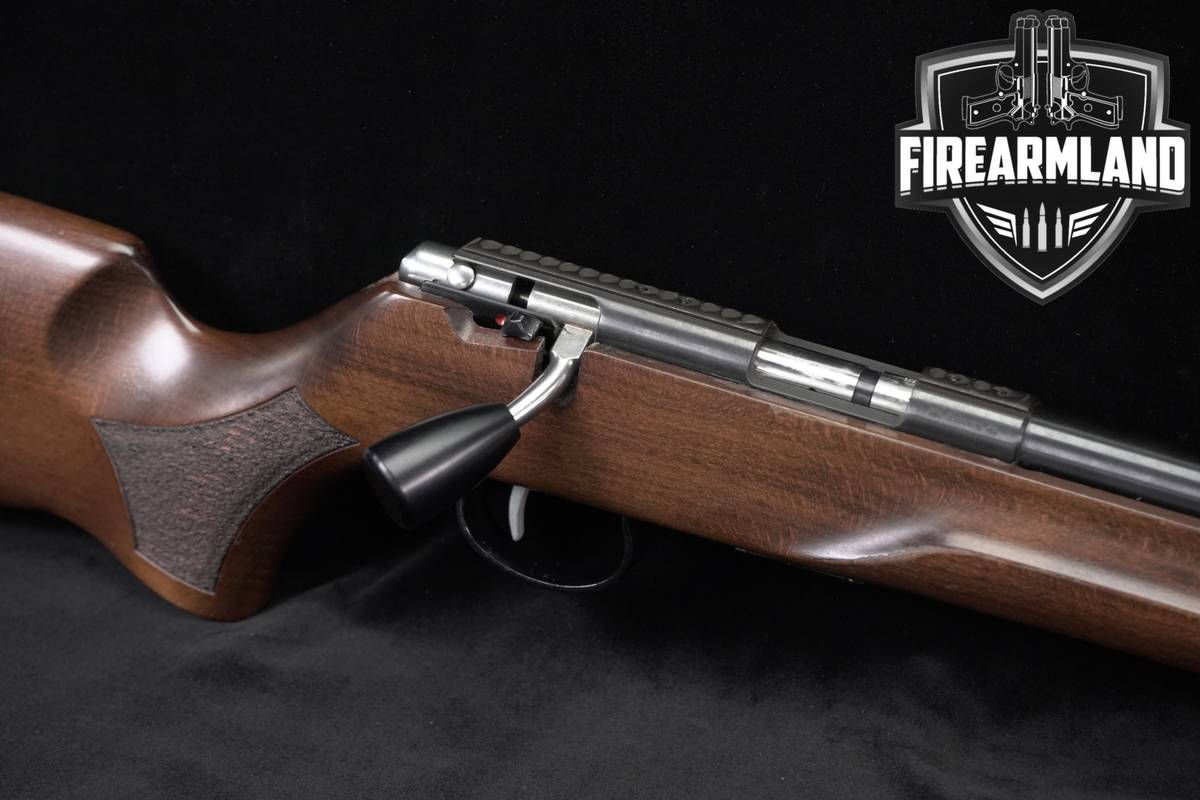 2012 Anschutz Modell 1517 Match 64 17 HMR 25.5" UIT Rail +OPTICS READY