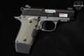 Kimber Micro 9 Woodland Night (LG) 9mm Luger (9x19 Para) Two-Tone in Excellent Condition Image 3