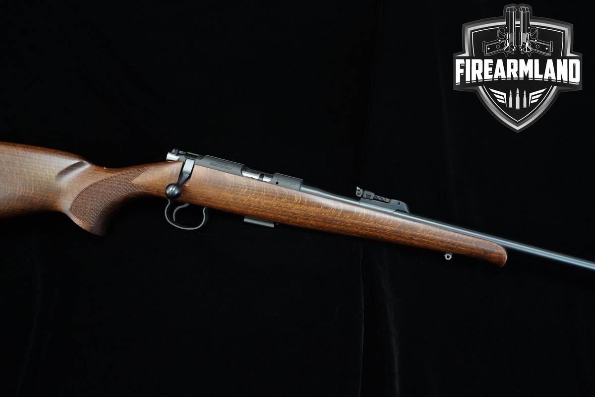 CZ 452-2E Training Rifle 22LR 24.8" Blued CZ +2 MAGS & ORIG BOX