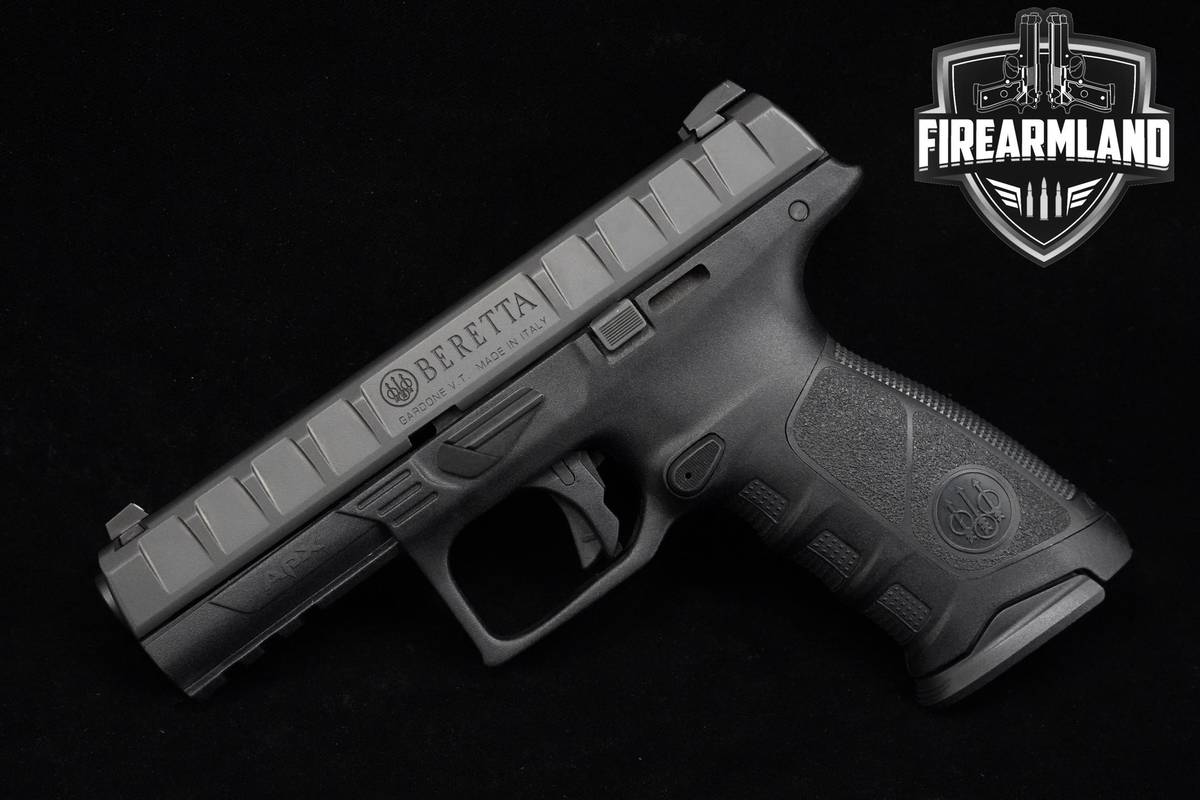 Beretta APX Full Size 40 S&W Beretta-APX Full Size +2 MAGS & ORIG CASE