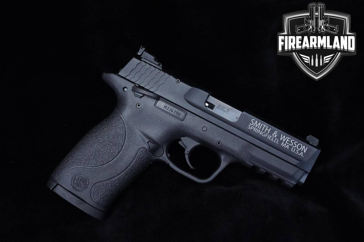 Smith & Wesson (S&W) M&P22 Compact 22LR Armornite S&W-M&P22 M&P-22 +2 MAGS