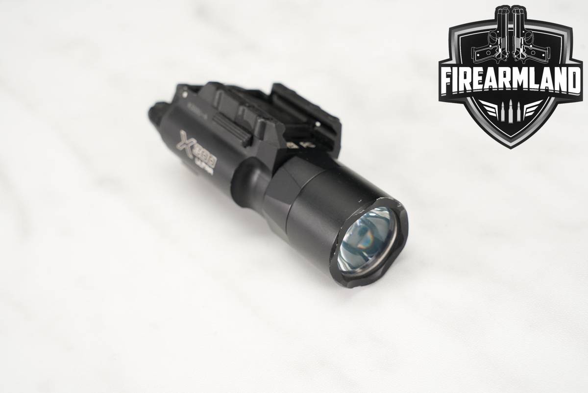 SureFire X300 Ultra X300U-A 1000 Lumens & 11,300 Candela Weapon Light X-300