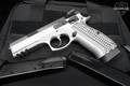 CZ 75 SP-01 SHADOW Custom 9mm Luger Black in Excellent Condition Image 2